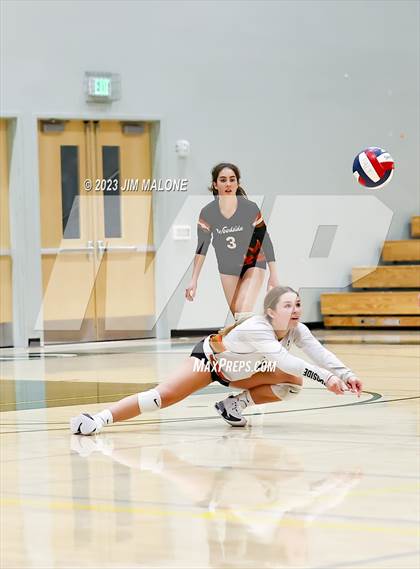 Thumbnail 2 in Aragon vs. Woodside (CIFCCS D2 Championship) photogallery.