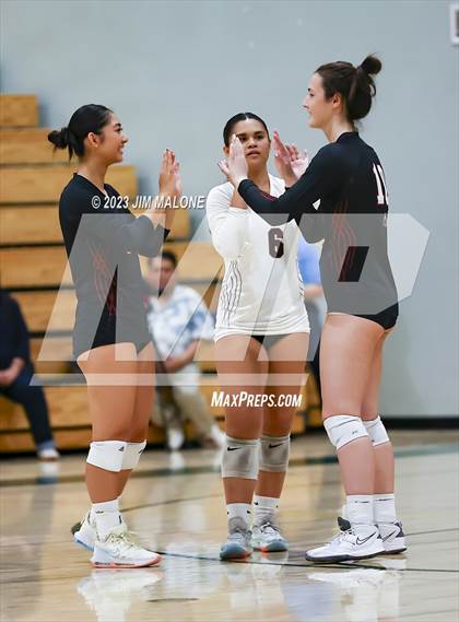 Thumbnail 3 in Aragon vs. Woodside (CIFCCS D2 Championship) photogallery.