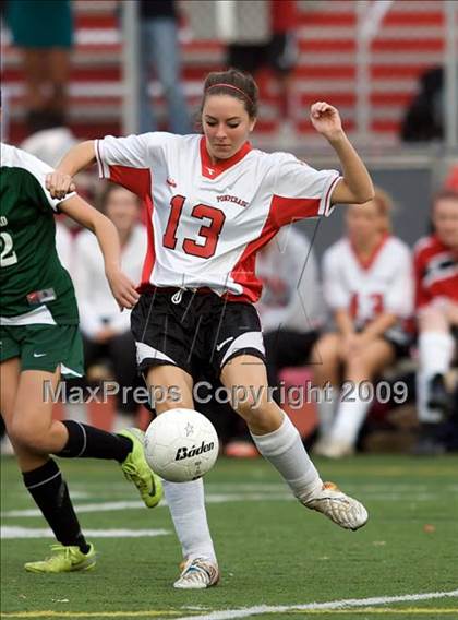Thumbnail 2 in New Milford @ Pomperaug (CIAC Class LL 1st round) photogallery.
