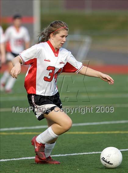 Thumbnail 1 in New Milford @ Pomperaug (CIAC Class LL 1st round) photogallery.