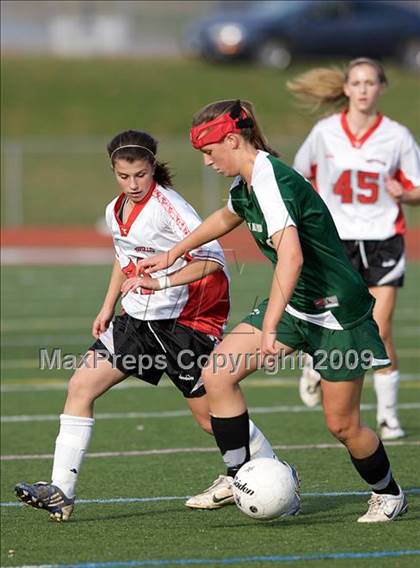 Thumbnail 1 in New Milford @ Pomperaug (CIAC Class LL 1st round) photogallery.