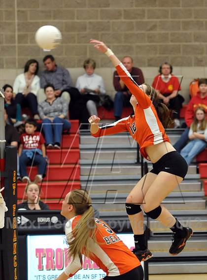 Thumbnail 1 in Merced @ St. Francis (CIF SJS D1 Playoffs) photogallery.