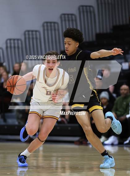 Thumbnail 1 in Dripping Springs vs. Stony Point (UIL 6A Basketball Bi-District Playoff) photogallery.