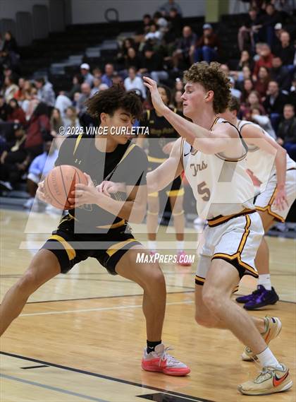 Thumbnail 2 in Dripping Springs vs. Stony Point (UIL 6A Basketball Bi-District Playoff) photogallery.