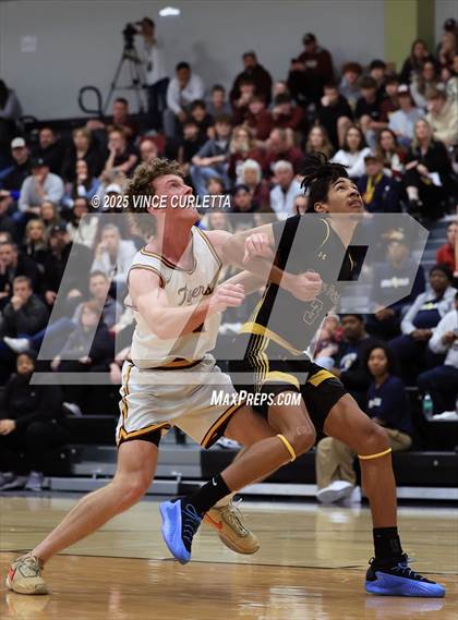 Thumbnail 2 in Dripping Springs vs. Stony Point (UIL 6A Basketball Bi-District Playoff) photogallery.