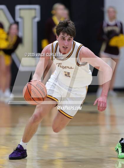 Thumbnail 2 in Dripping Springs vs. Stony Point (UIL 6A Basketball Bi-District Playoff) photogallery.