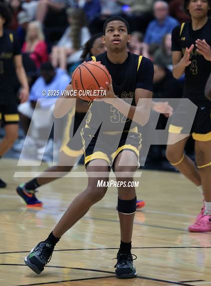 Thumbnail 1 in Dripping Springs vs. Stony Point (UIL 6A Basketball Bi-District Playoff) photogallery.
