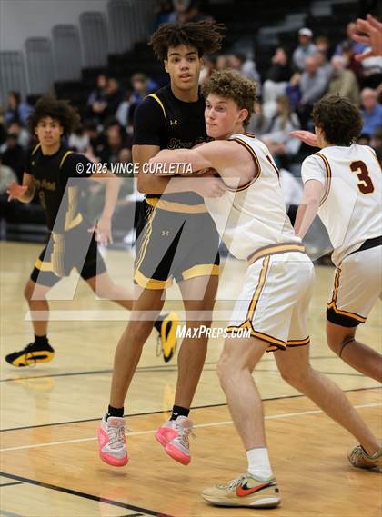 Thumbnail 2 in Dripping Springs vs. Stony Point (UIL 6A Basketball Bi-District Playoff) photogallery.