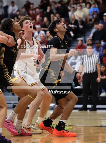 Thumbnail 1 in Dripping Springs vs. Stony Point (UIL 6A Basketball Bi-District Playoff) photogallery.