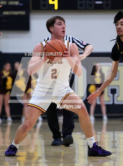Thumbnail 2 in Dripping Springs vs. Stony Point (UIL 6A Basketball Bi-District Playoff) photogallery.