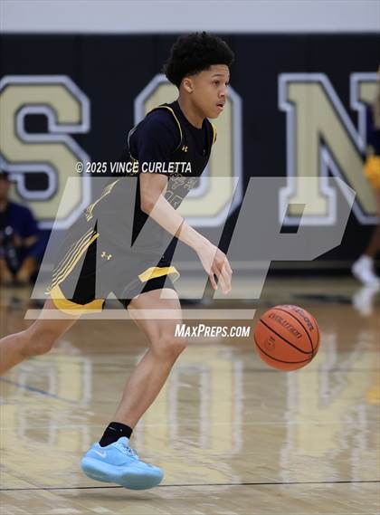 Thumbnail 1 in Dripping Springs vs. Stony Point (UIL 6A Basketball Bi-District Playoff) photogallery.
