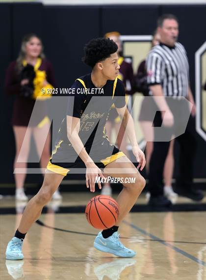 Thumbnail 2 in Dripping Springs vs. Stony Point (UIL 6A Basketball Bi-District Playoff) photogallery.