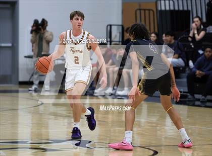 Thumbnail 1 in Dripping Springs vs. Stony Point (UIL 6A Basketball Bi-District Playoff) photogallery.