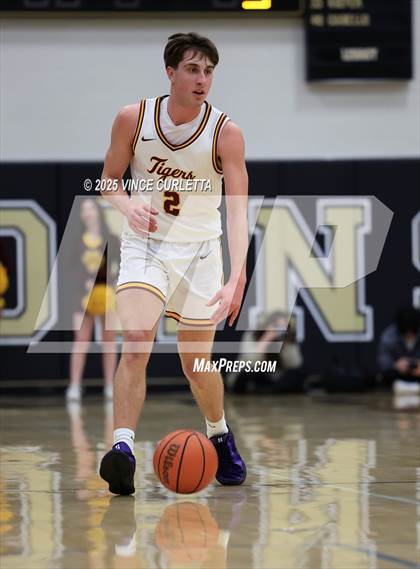 Thumbnail 2 in Dripping Springs vs. Stony Point (UIL 6A Basketball Bi-District Playoff) photogallery.