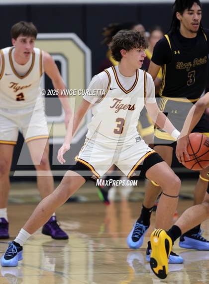 Thumbnail 2 in Dripping Springs vs. Stony Point (UIL 6A Basketball Bi-District Playoff) photogallery.