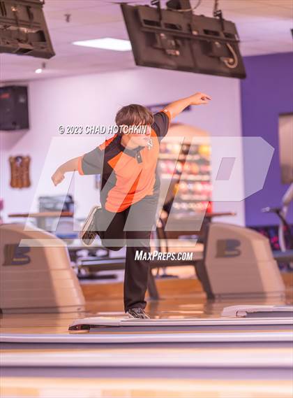 Thumbnail 3 in Midlakes @ Waterloo photogallery.