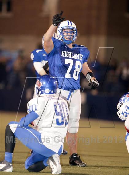 Thumbnail 1 in Covington Cahtolic @ Highlands (KHSAA Playoffs) photogallery.