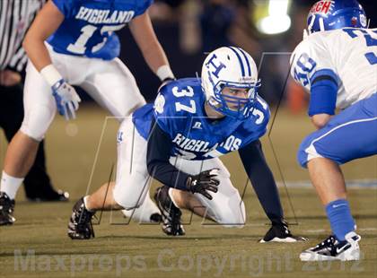 Thumbnail 1 in Covington Cahtolic @ Highlands (KHSAA Playoffs) photogallery.