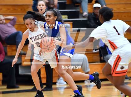 Thumbnail 3 in Cocoa vs Apopka (Execute Classic) photogallery.