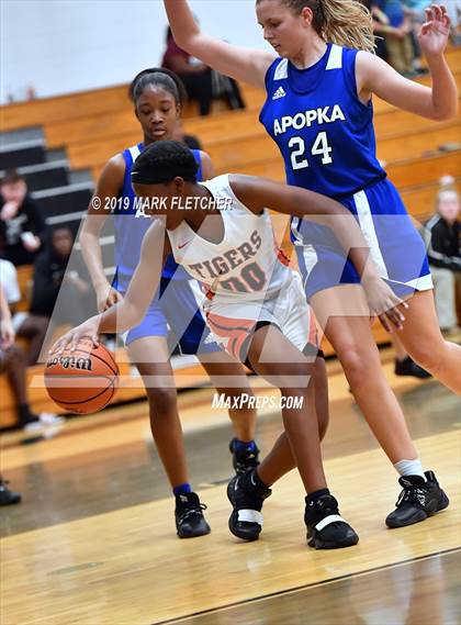 Thumbnail 2 in Cocoa vs Apopka (Execute Classic) photogallery.