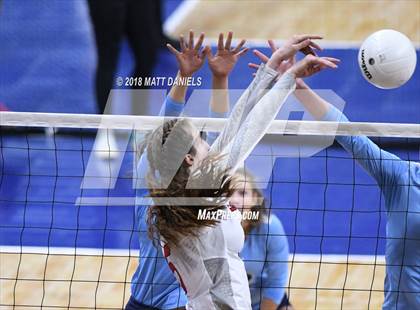 Thumbnail 3 in Eaton vs. Platte Valley (CHSAA 2A Playoff) photogallery.