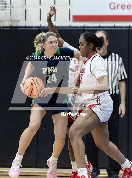 Thumbnail 3 in Peoria Notre Dame vs Alton (Illinois Classic) photogallery.