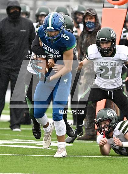 Thumbnail 3 in Live Oak Classical vs. Vanguard College Prep (TAPPS 6-man D2 Area Playoff) photogallery.