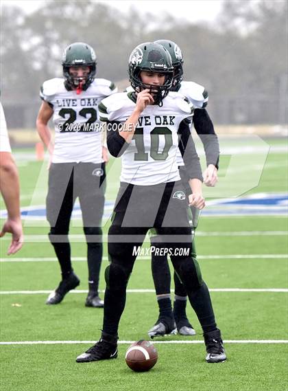 Thumbnail 2 in Live Oak Classical vs. Vanguard College Prep (TAPPS 6-man D2 Area Playoff) photogallery.