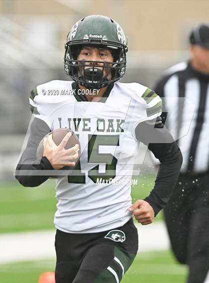 Thumbnail 1 in Live Oak Classical vs. Vanguard College Prep (TAPPS 6-man D2 Area Playoff) photogallery.