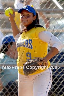 Thumbnail 2 in Garey @ Charter Oak photogallery.