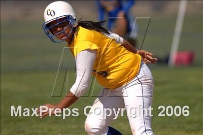 Thumbnail 2 in Garey @ Charter Oak photogallery.