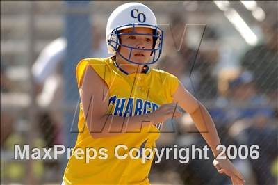Thumbnail 1 in Garey @ Charter Oak photogallery.