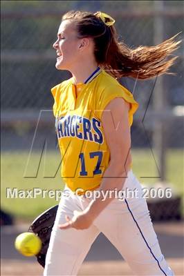 Thumbnail 1 in Garey @ Charter Oak photogallery.
