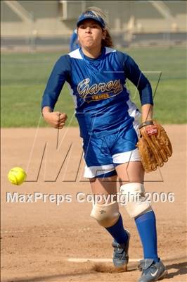 Thumbnail 3 in Garey @ Charter Oak photogallery.