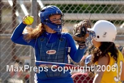 Thumbnail 2 in Garey @ Charter Oak photogallery.