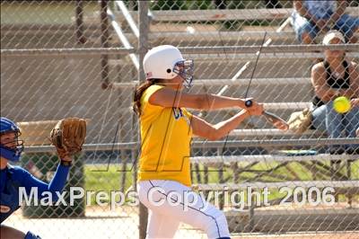Thumbnail 1 in Garey @ Charter Oak photogallery.