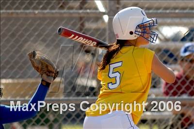 Thumbnail 3 in Garey @ Charter Oak photogallery.