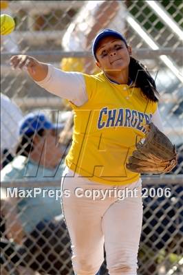 Thumbnail 1 in Garey @ Charter Oak photogallery.