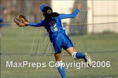 Thumbnail 2 in Garey @ Charter Oak photogallery.