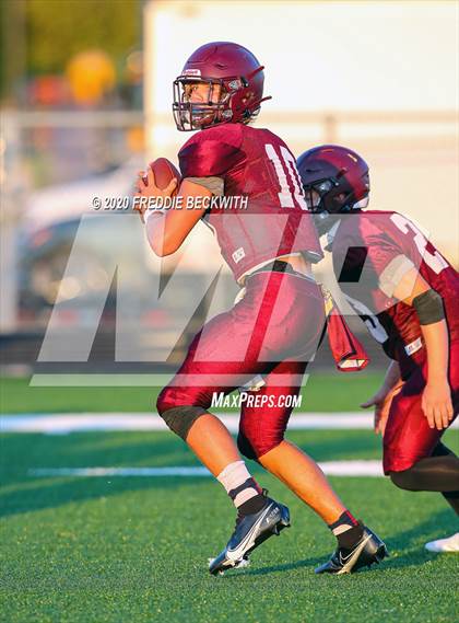 Thumbnail 2 in Henrietta vs. Whitesboro (Scrimmage) photogallery.