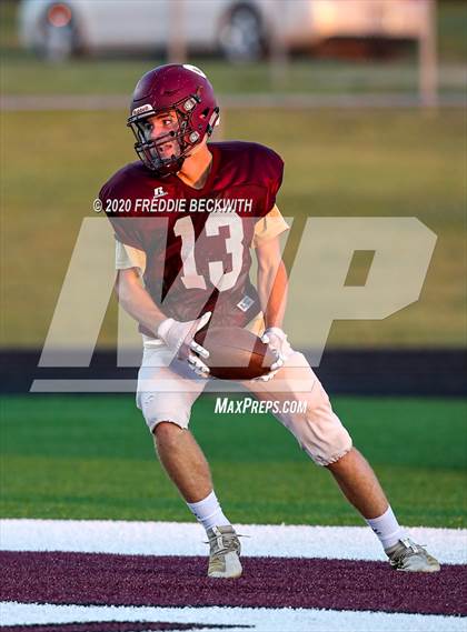 Thumbnail 3 in Henrietta vs. Whitesboro (Scrimmage) photogallery.