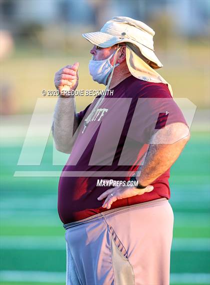 Thumbnail 2 in Henrietta vs. Whitesboro (Scrimmage) photogallery.