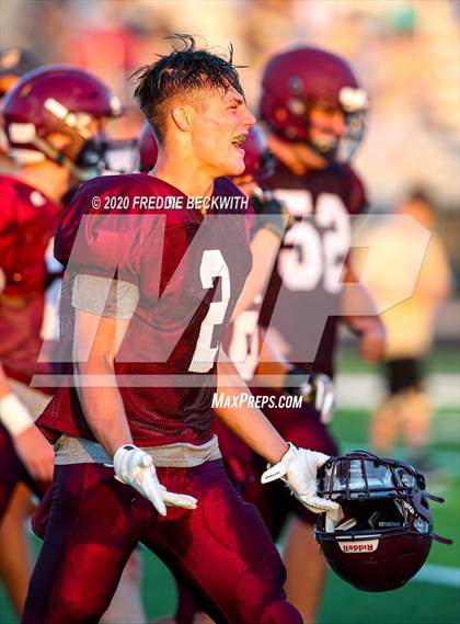 Thumbnail 2 in Henrietta vs. Whitesboro (Scrimmage) photogallery.