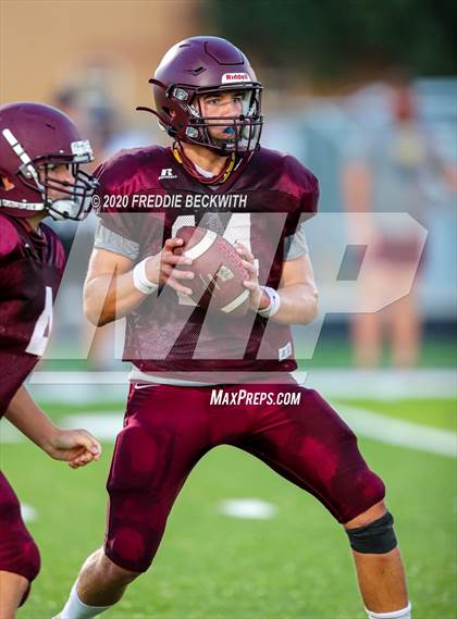 Thumbnail 3 in Henrietta vs. Whitesboro (Scrimmage) photogallery.
