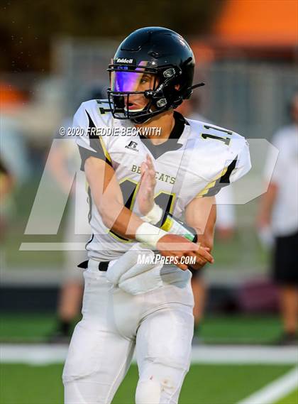 Thumbnail 2 in Henrietta vs. Whitesboro (Scrimmage) photogallery.