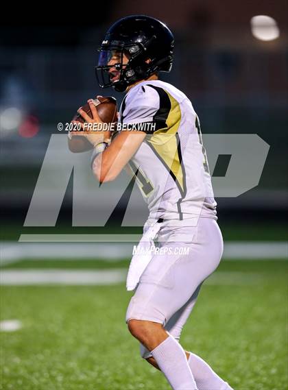 Thumbnail 2 in Henrietta vs. Whitesboro (Scrimmage) photogallery.