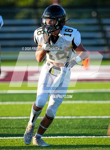 Thumbnail 3 in Henrietta vs. Whitesboro (Scrimmage) photogallery.