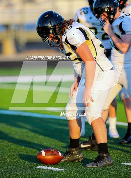 Thumbnail 3 in Henrietta vs. Whitesboro (Scrimmage) photogallery.
