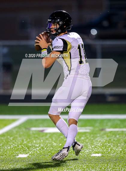 Thumbnail 1 in Henrietta vs. Whitesboro (Scrimmage) photogallery.
