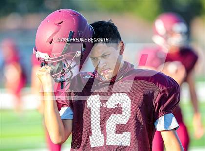Thumbnail 1 in Henrietta vs. Whitesboro (Scrimmage) photogallery.